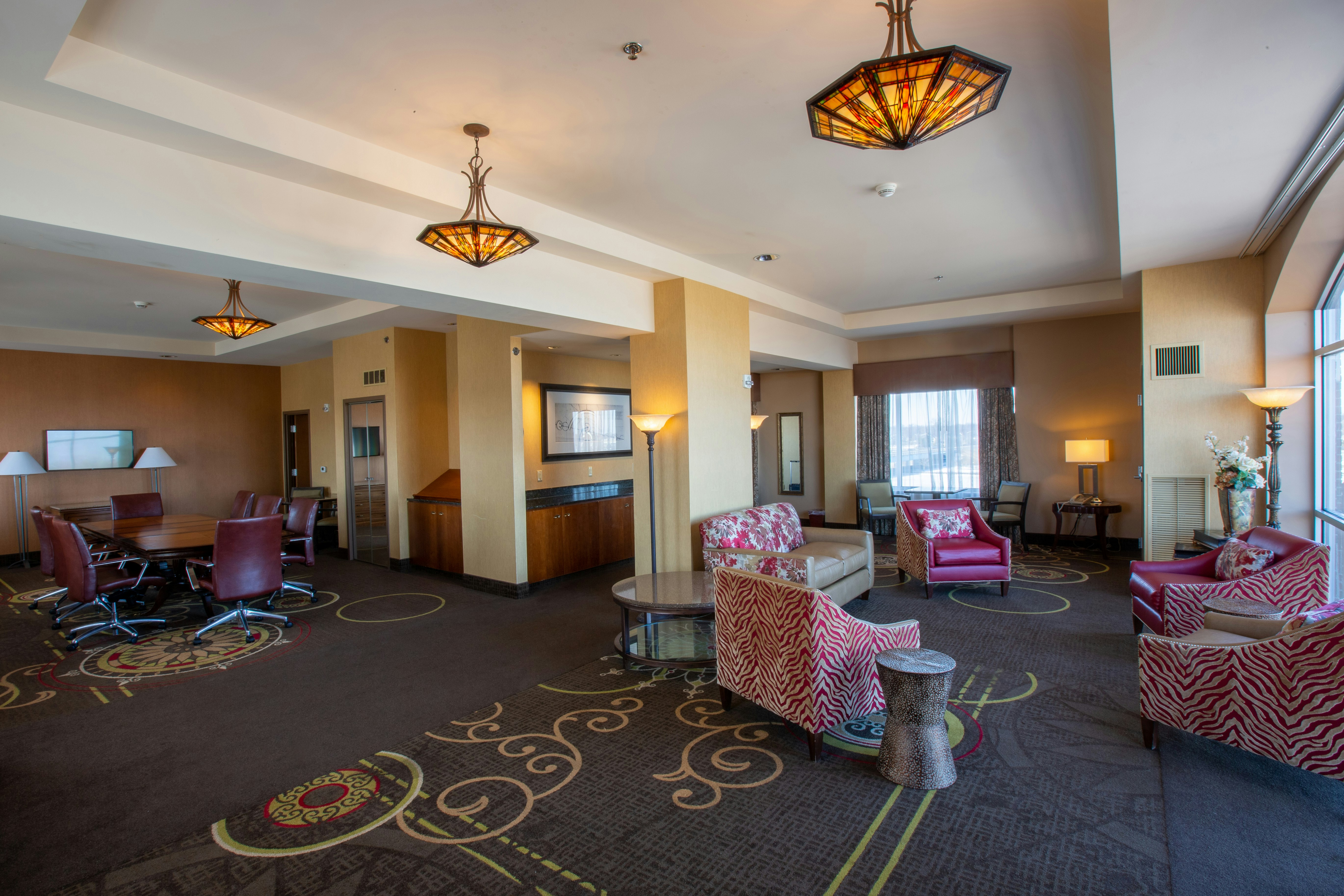 DoubleTree by Hilton Hotel Bay City - Riverfront 43/81