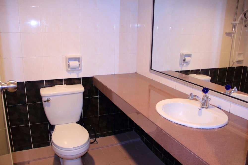 Sun Inns Hotel Sitiawan 58/60