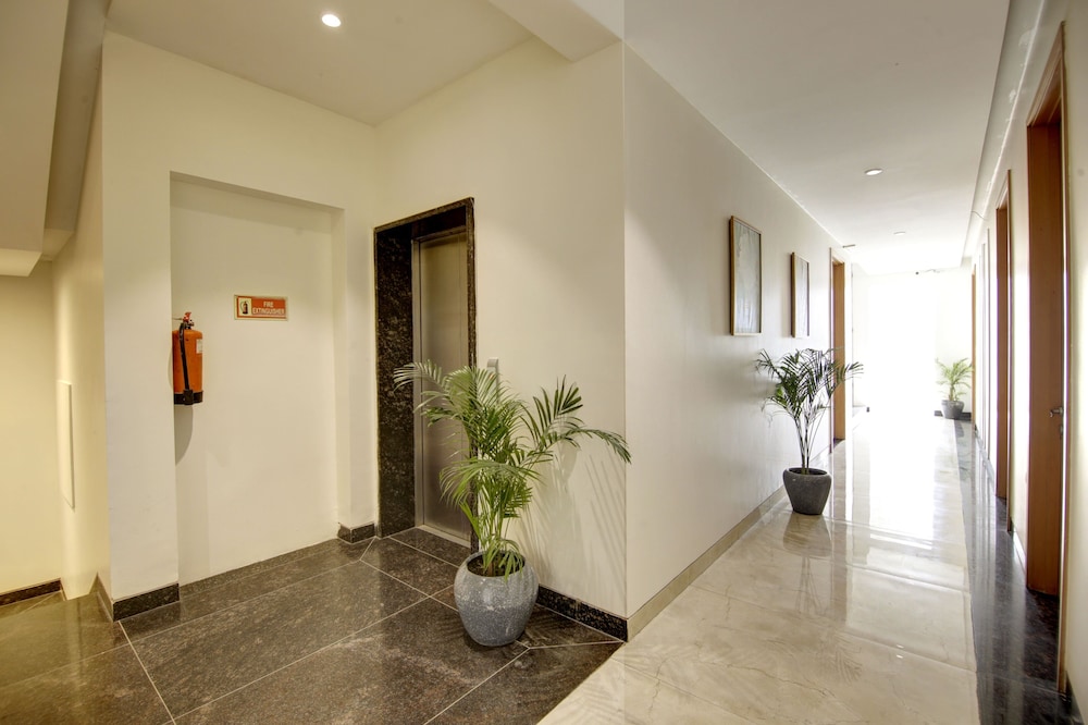 Saltstayz Corporate Suites – Golf Course Road 50/50