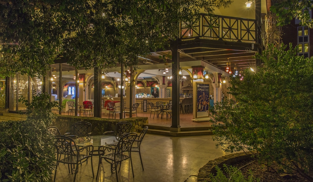 Merit Crystal Cove Hotel Casino & Spa 41/48