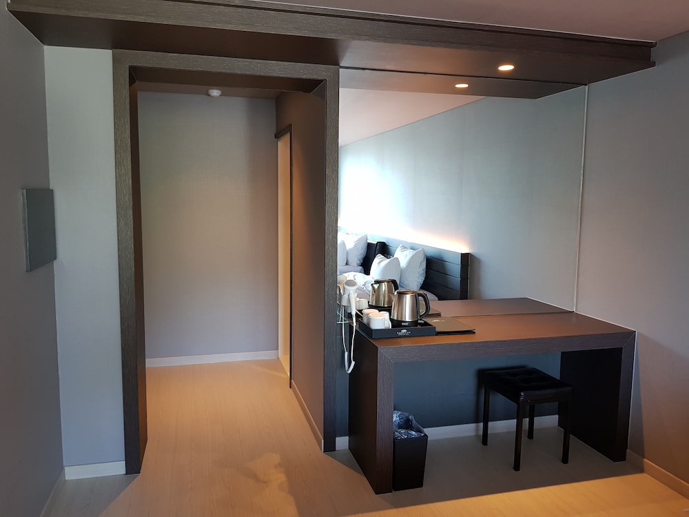 Suntree Hotel 34/50