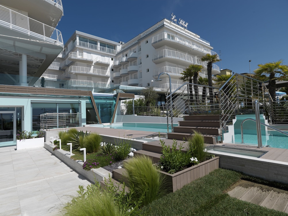 Le Soleil Hotel 52/60