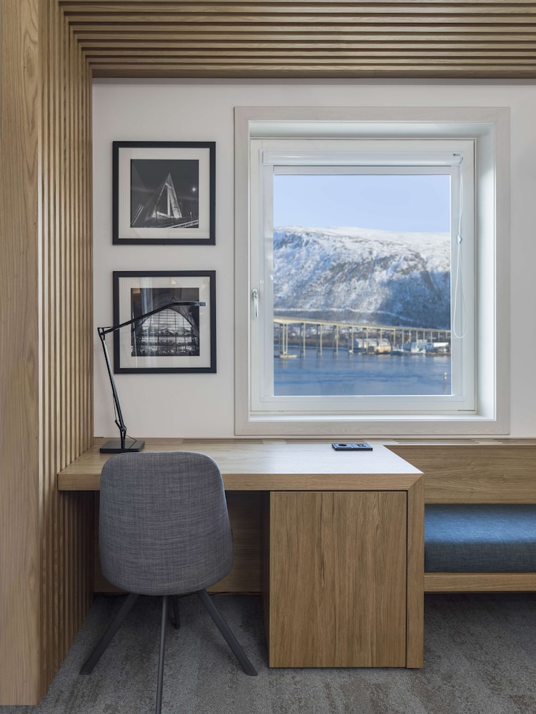 Radisson Blu Tromso 53/72