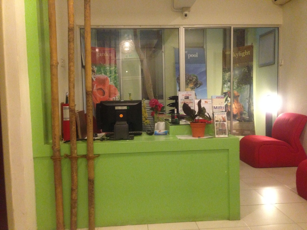 Woodpecker Lodge Kuching 2/49