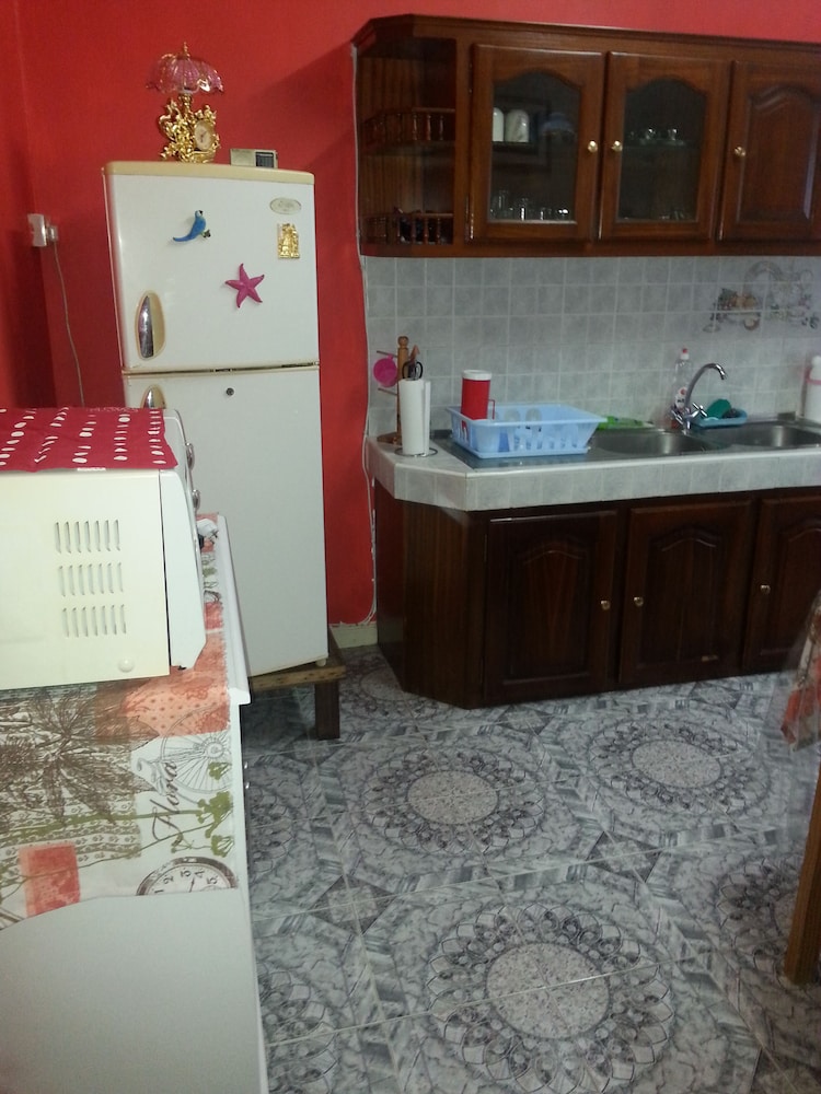 Sunset Beach Apartment 2/21
