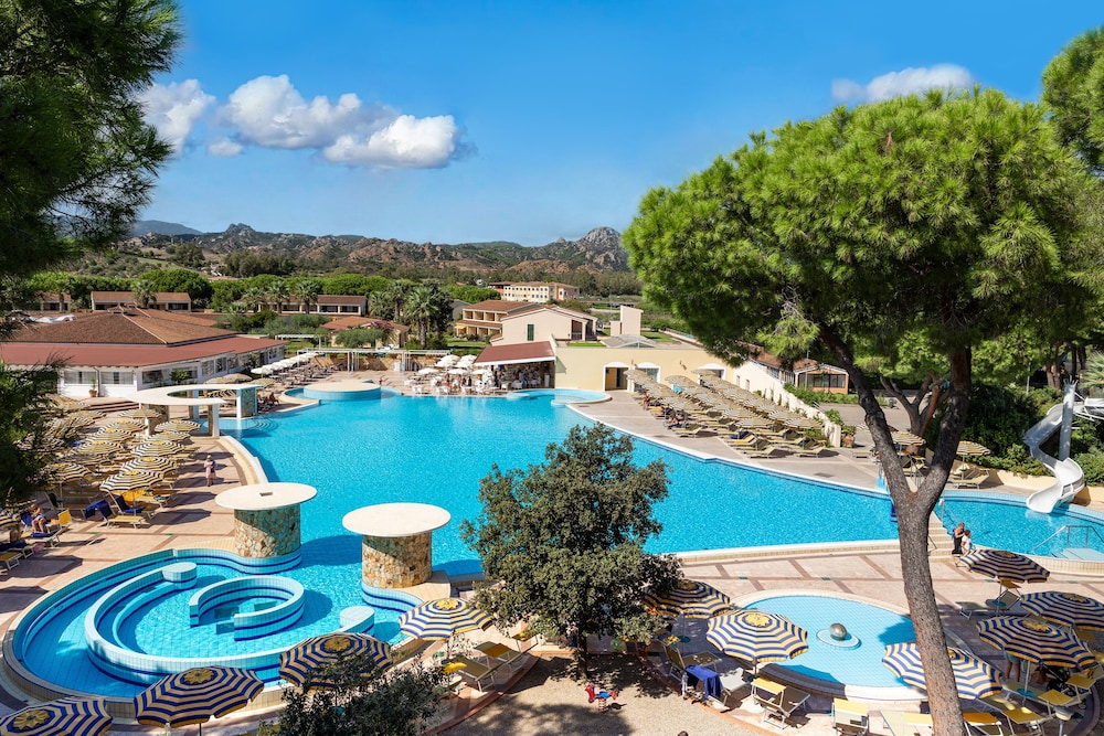Tirreno Resort 34/44