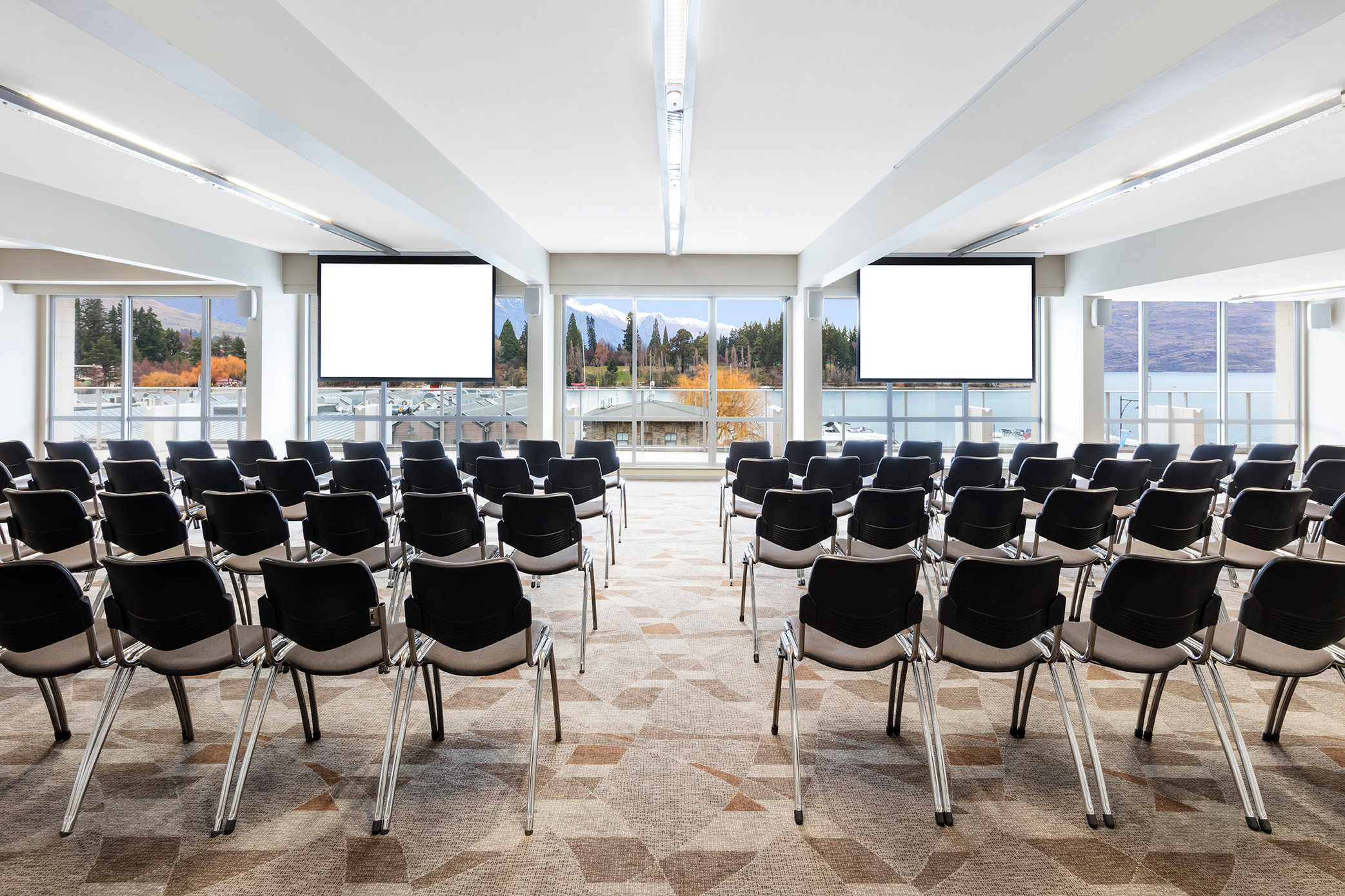 Crowne Plaza Hotel Queenstown 60/71