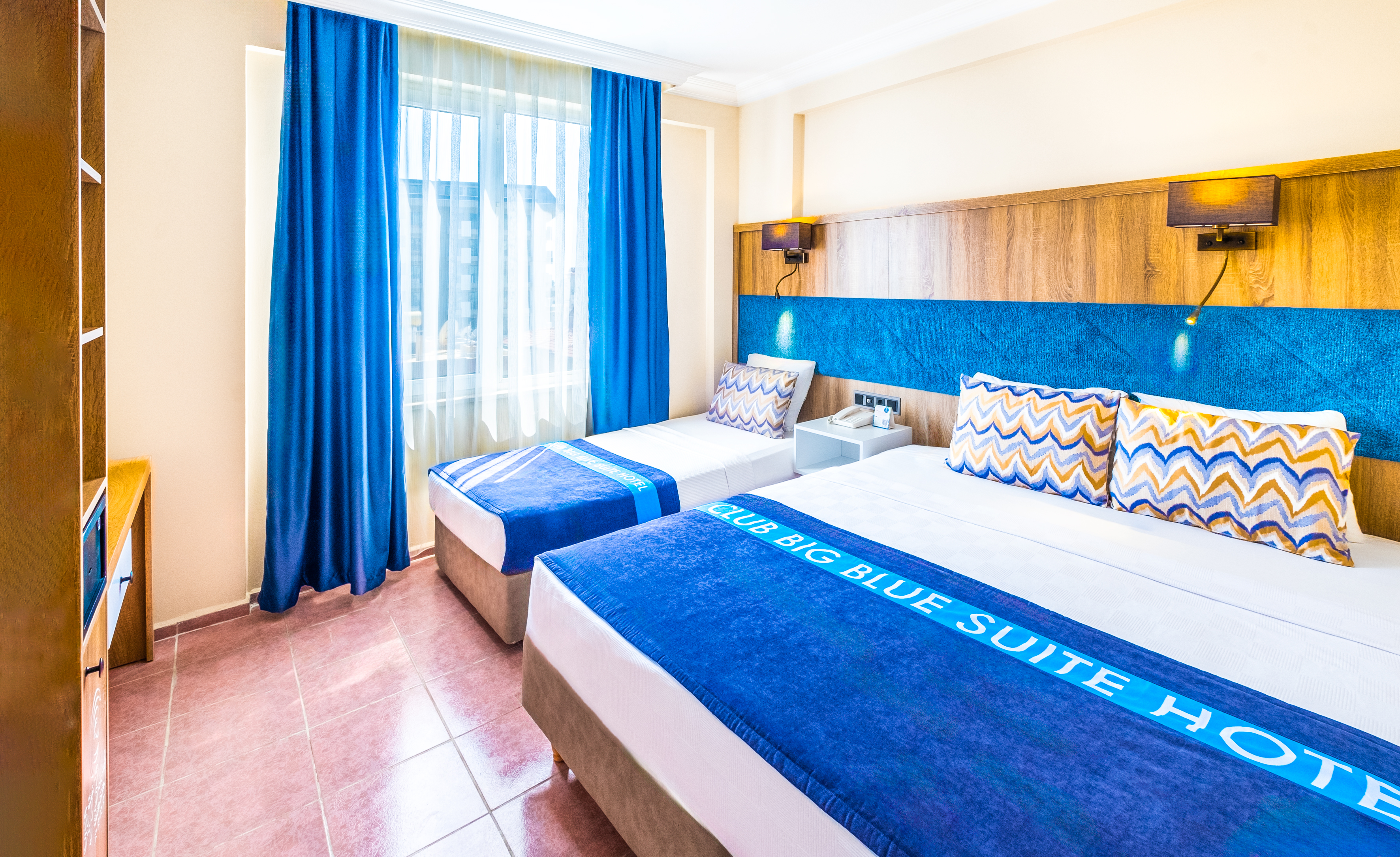 Club Big Blue Suite Hotel 15/50
