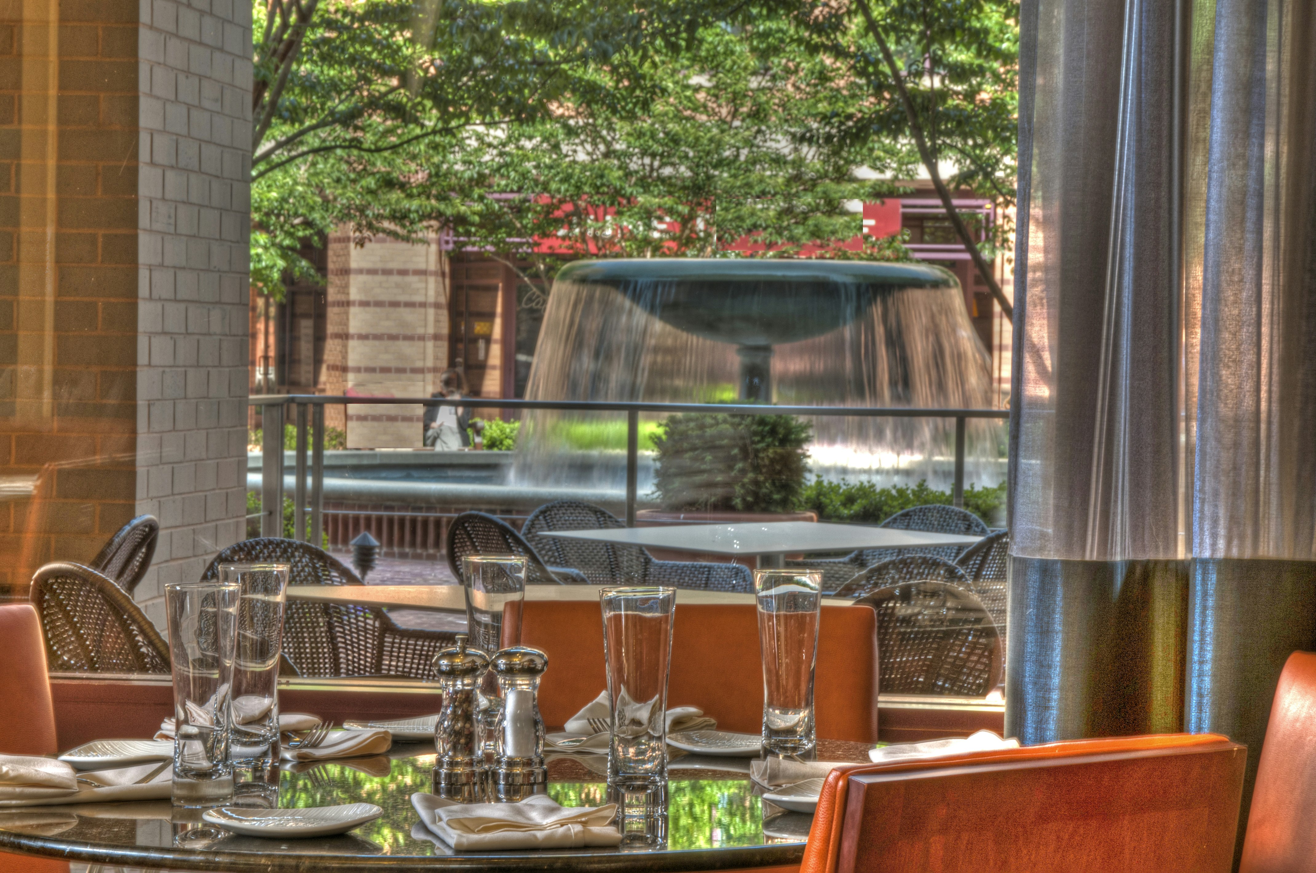 Embassy Suites Alexandria Old Town 37/51