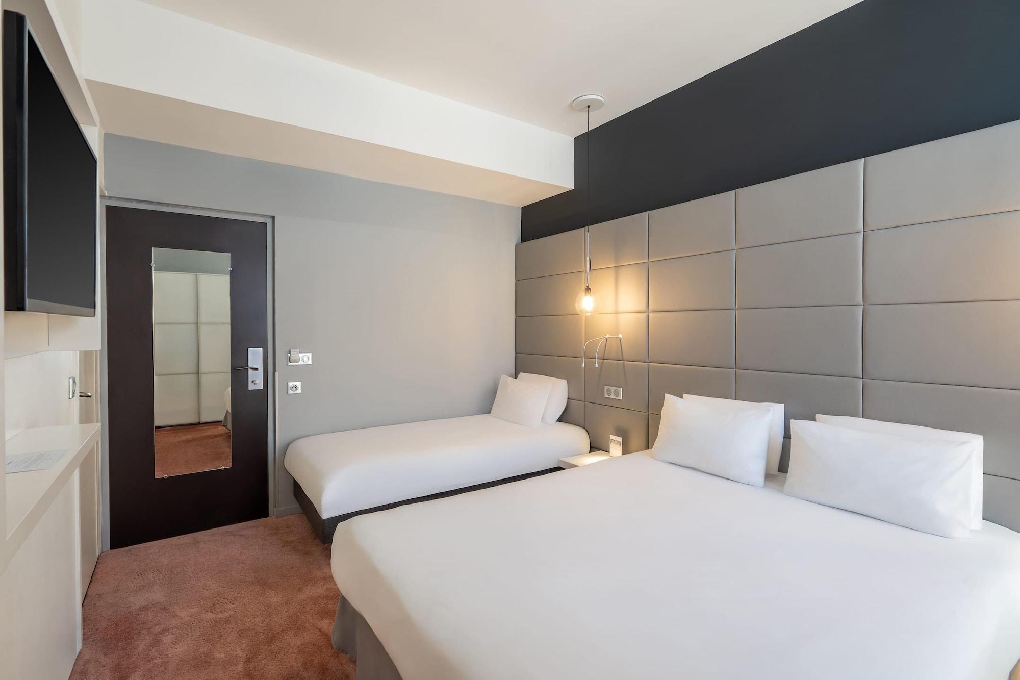 Standard, Multiple Beds