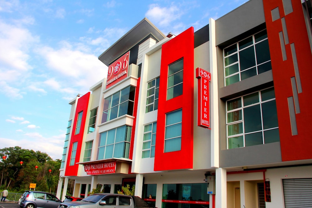 906 Premier Hotel photo4