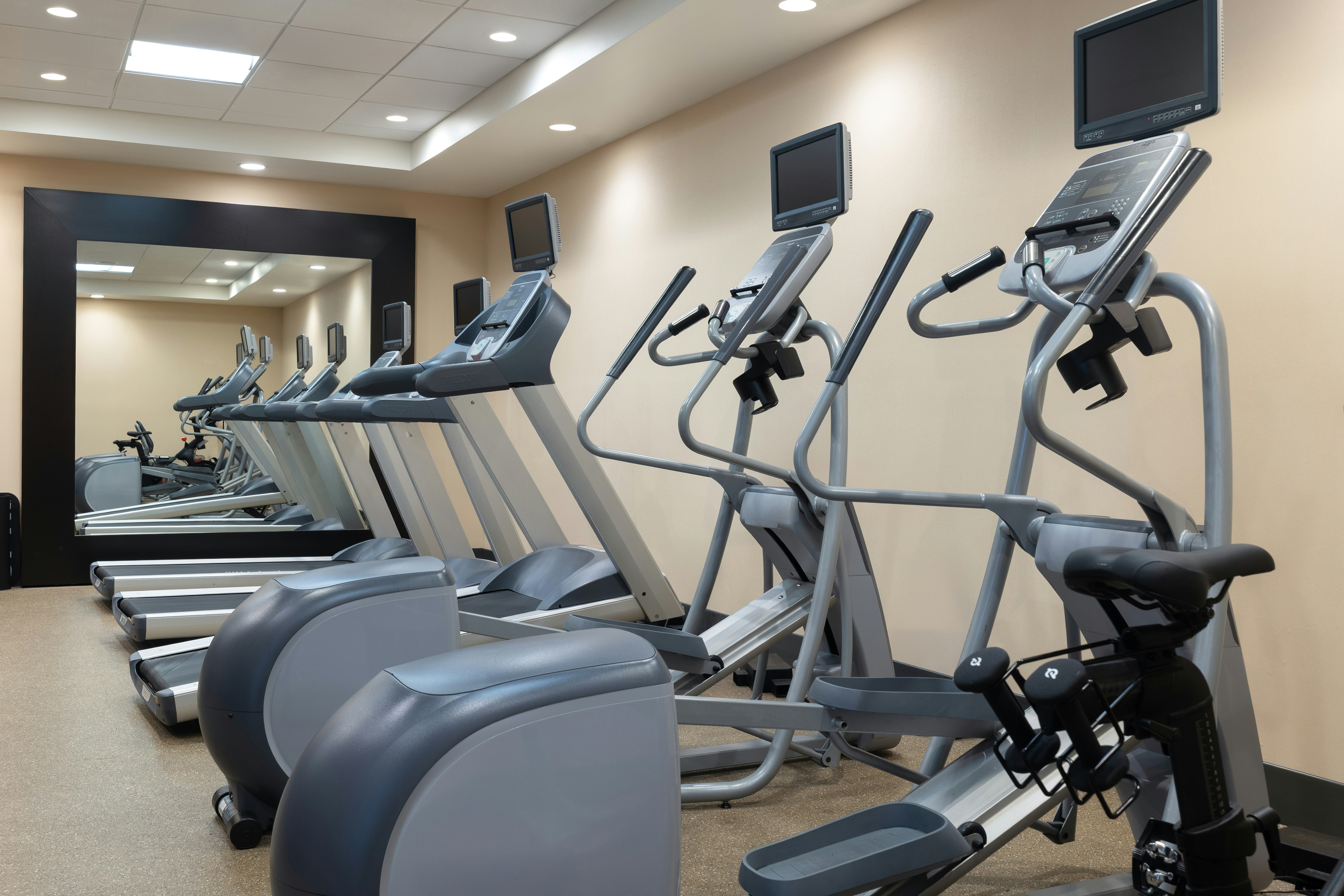 Homewood Suites By Hilton Wauwatosa Milwaukee 9/24