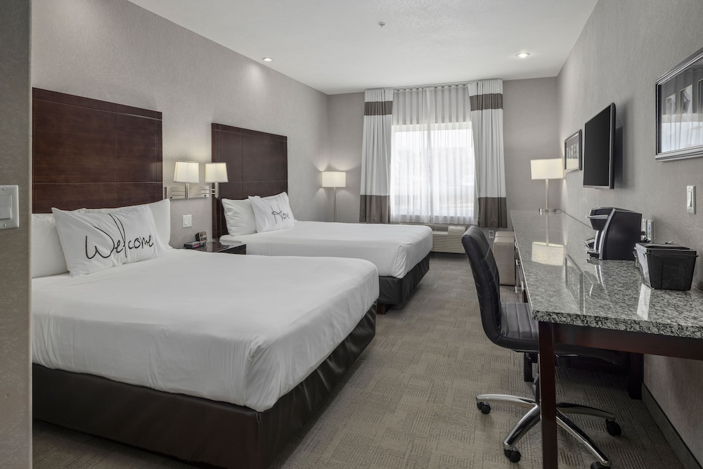 Home Inn and Suites Regina Airport 17/68