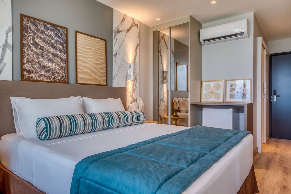 PREMIUM, SEA FRONT
