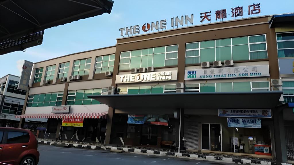 One Inn Bintulu 2/10
