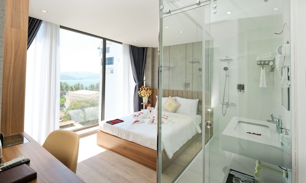Prague Nha Trang Hotel 26/35