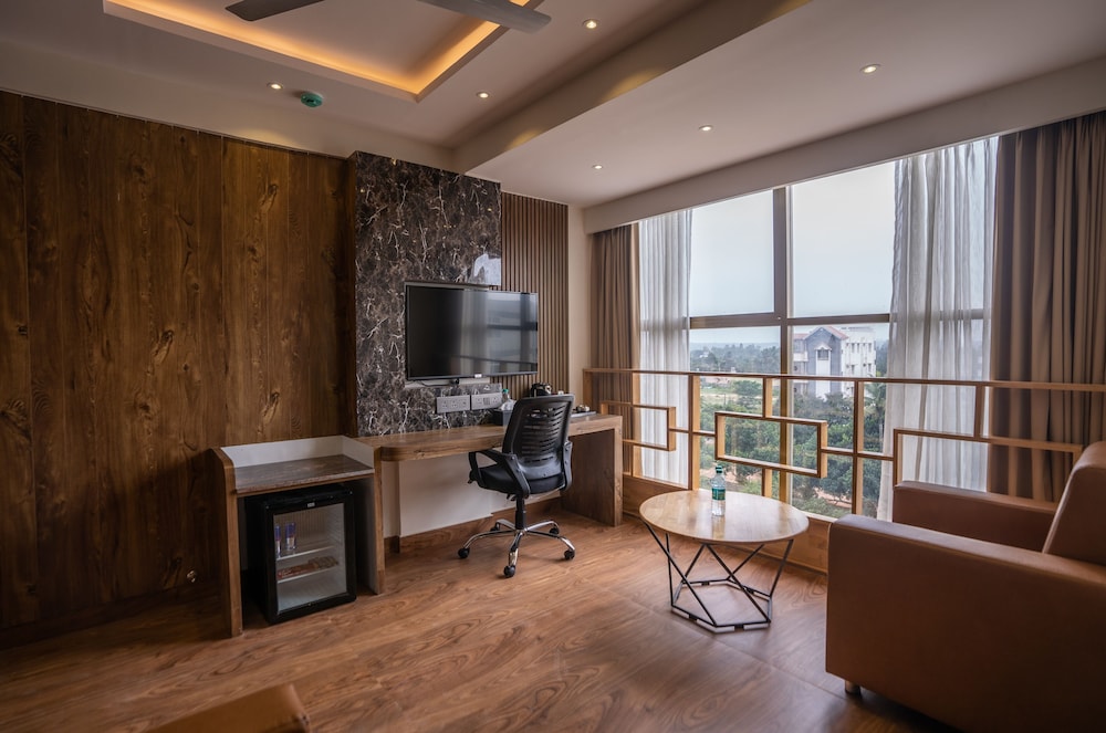 Clarks Inn Airport Hotel Bangalore 25/34