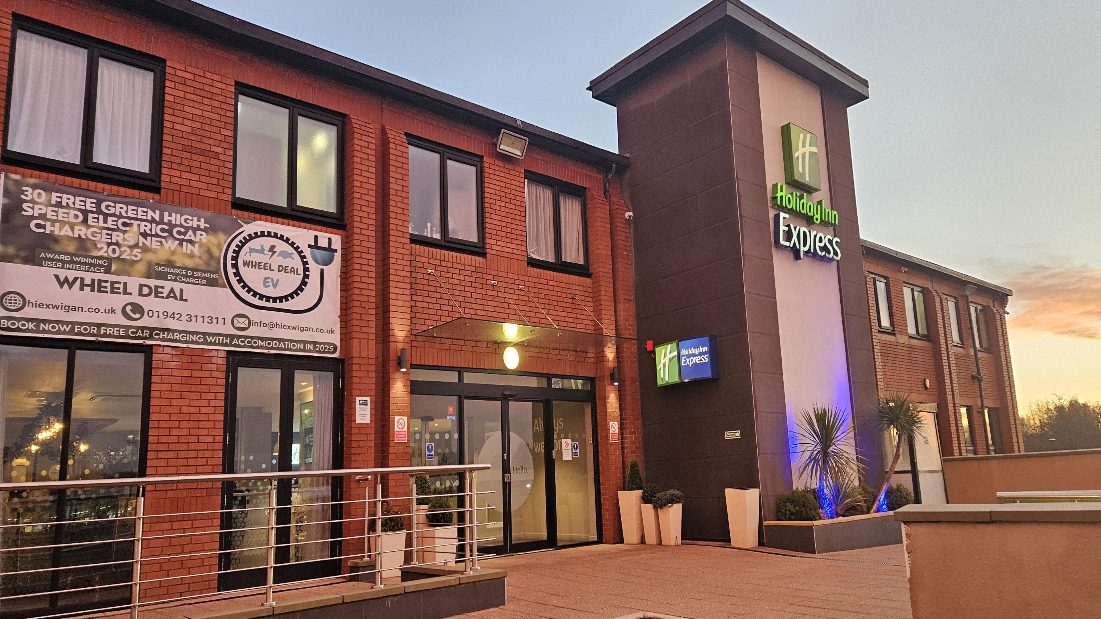 HOLIDAY INN EXPRESS WIGAN 3/21