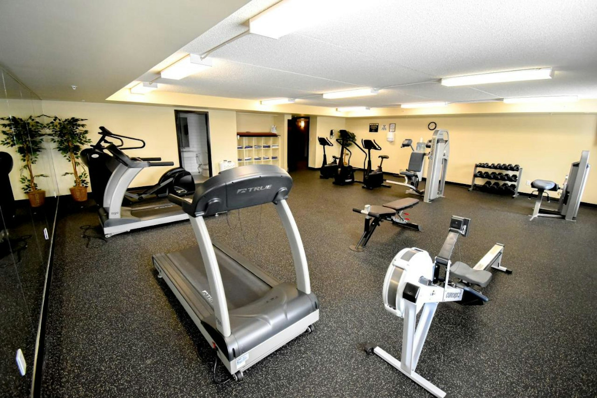 Canad Inns Destination Centre Club Regent Casino Hotel 27/46