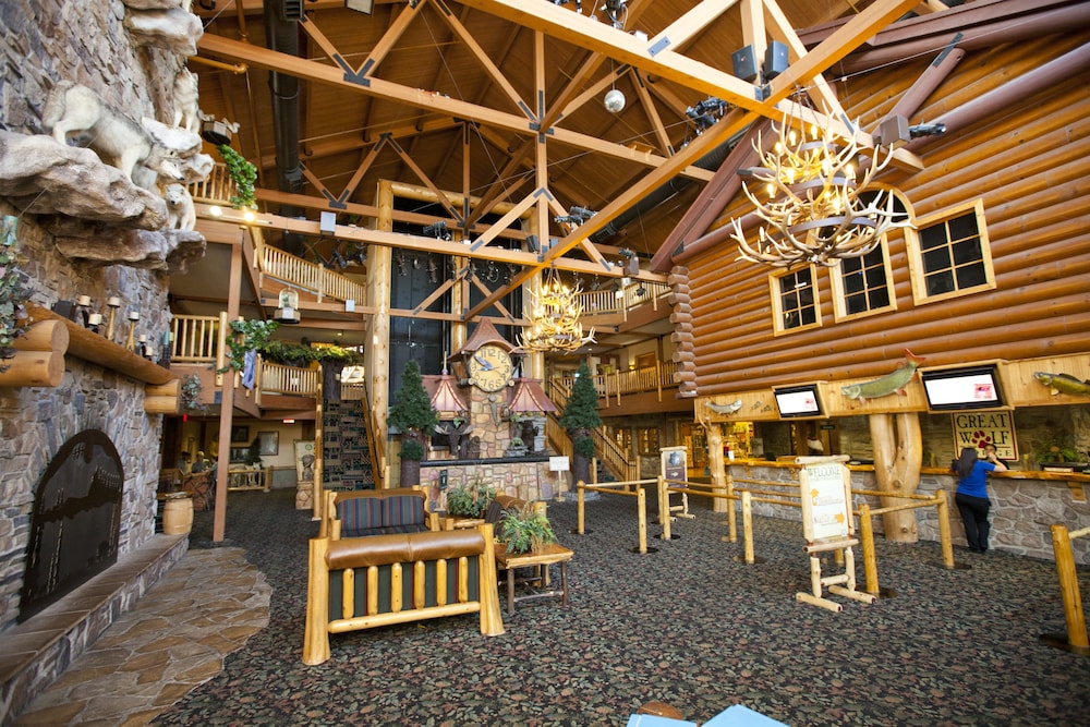 Great Wolf Lodge Traverse City 54/62