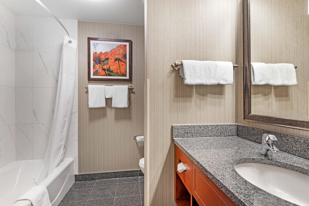 Drury Inn & Suites Colorado Springs 49/50