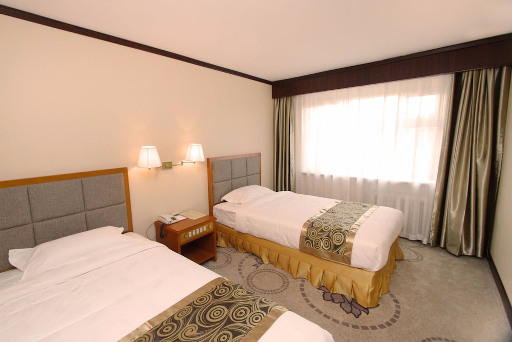 Flower Hotel 27/49