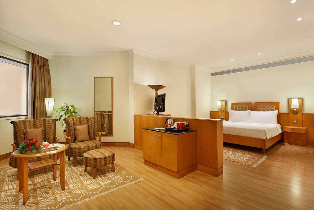 Trident Hotel Chennai 36/65