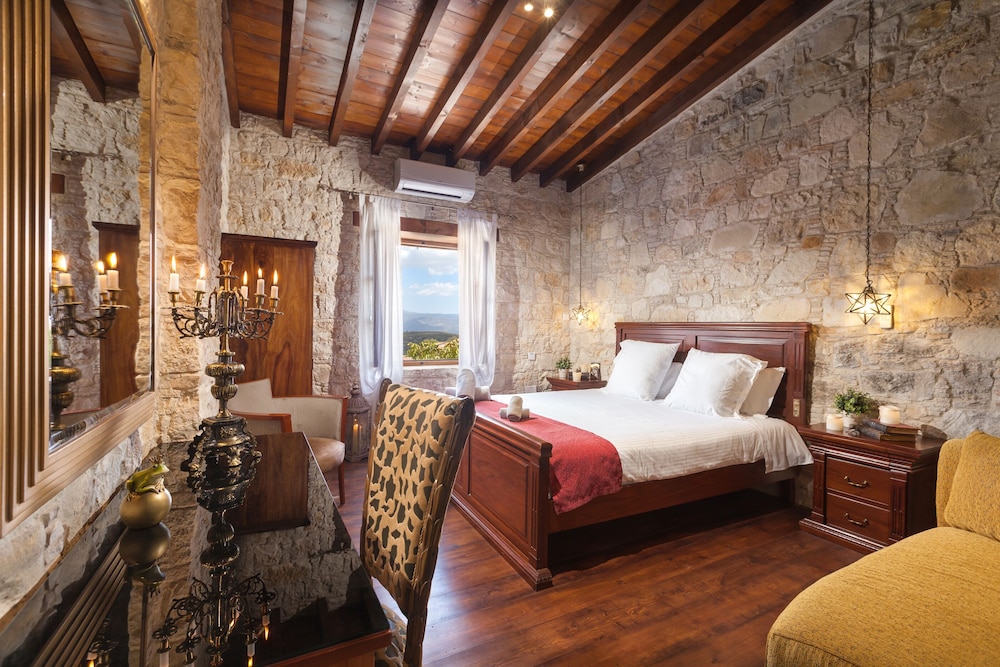Thea, Luxury, Suite, Double Bed