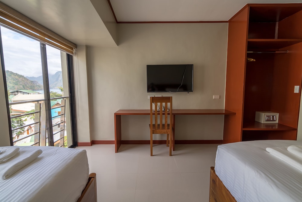 Coral Cliff Hotel 14/23