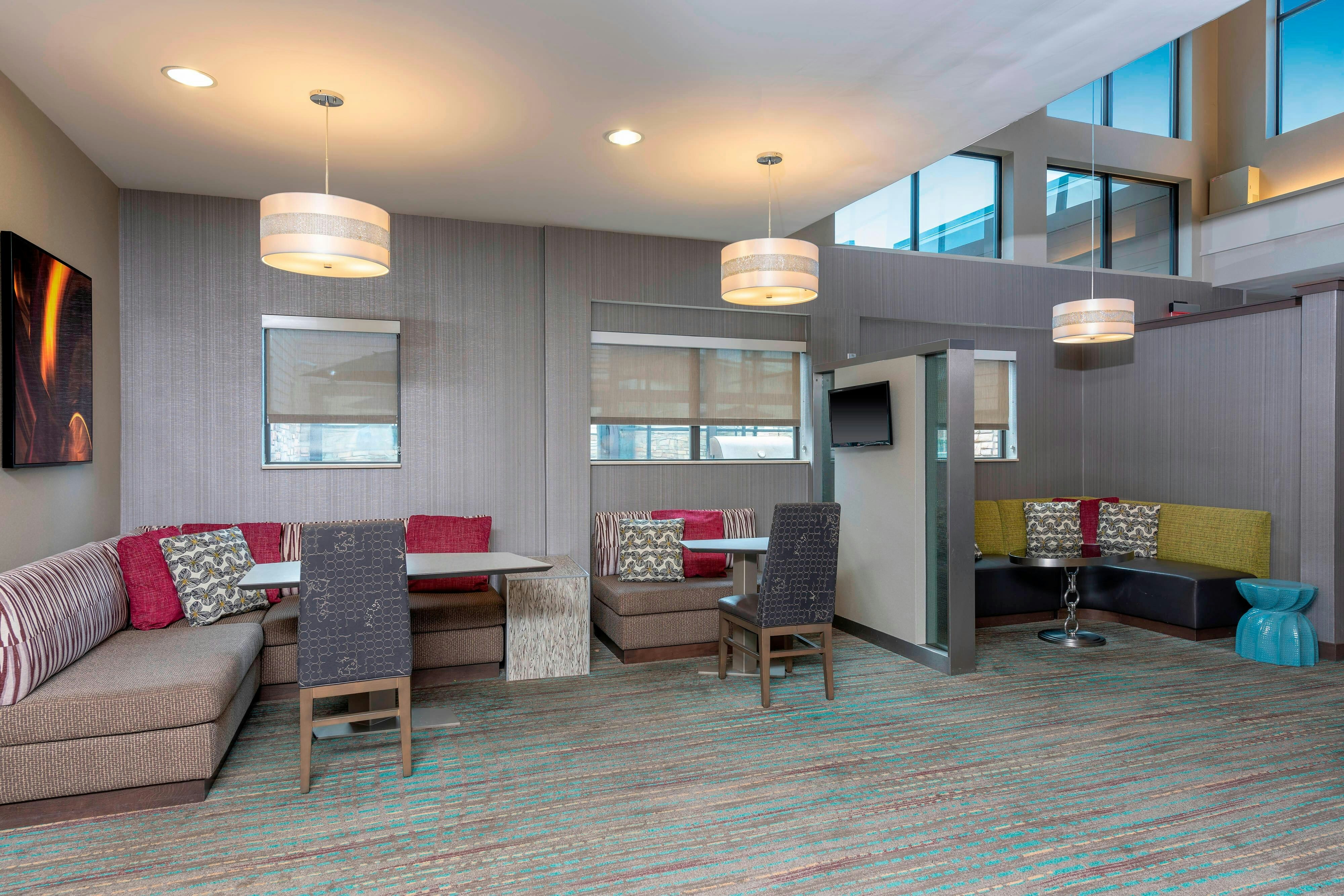 RESIDENCE INN AKRON SOUTH/GREEN 26/52