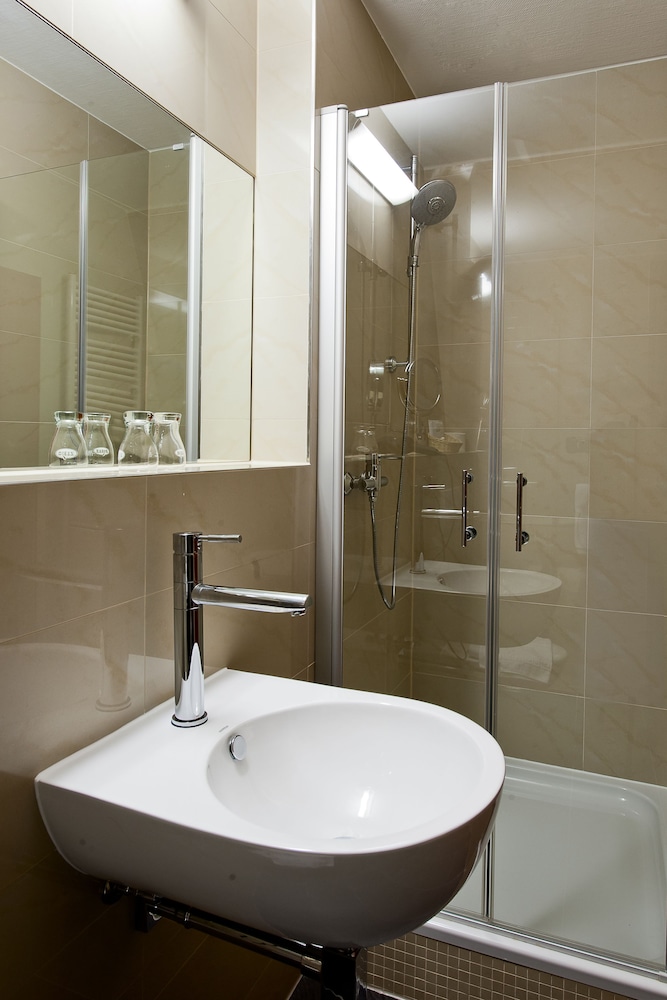 Hotel Artim 13/42