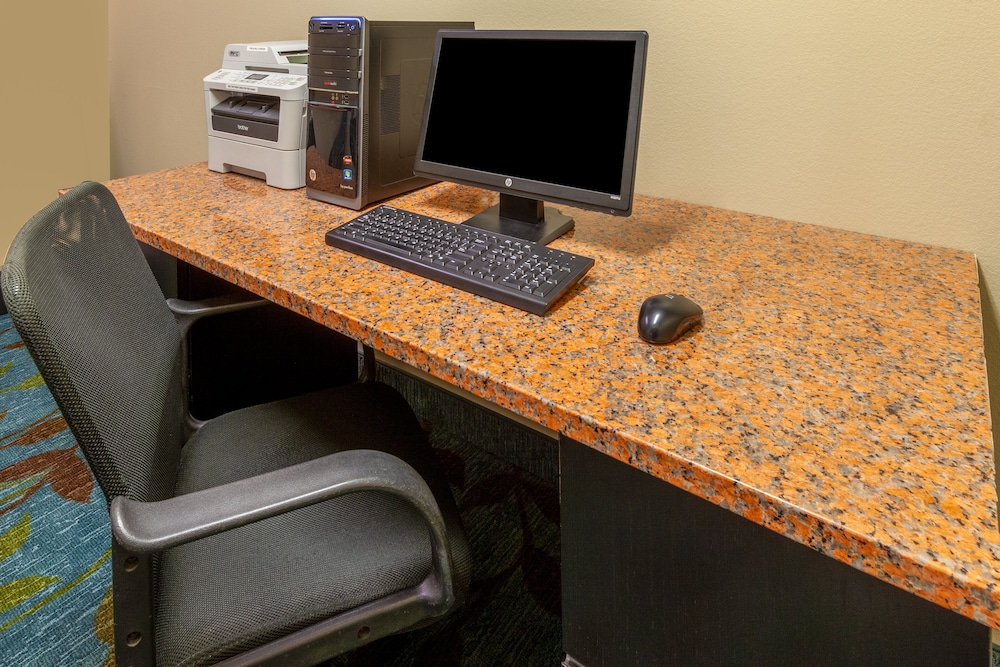 Candlewood Suites Kalamazoo 43/50