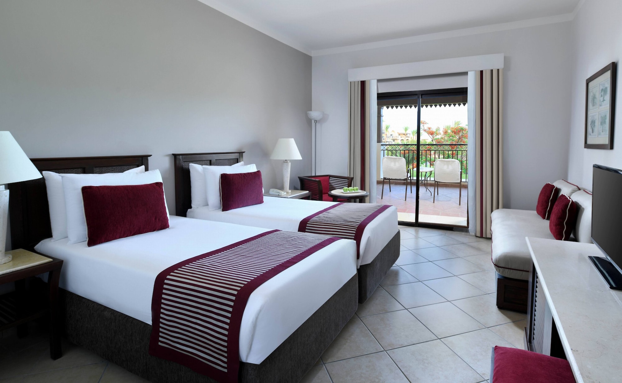 SUPERIOR, DELUXE, DOUBLE OR TWIN BED, GARDEN VIEW