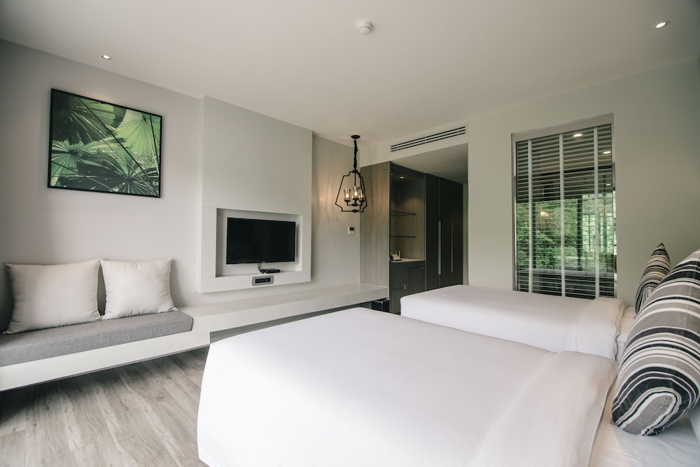 HOTEL IKON PHUKET 38/76