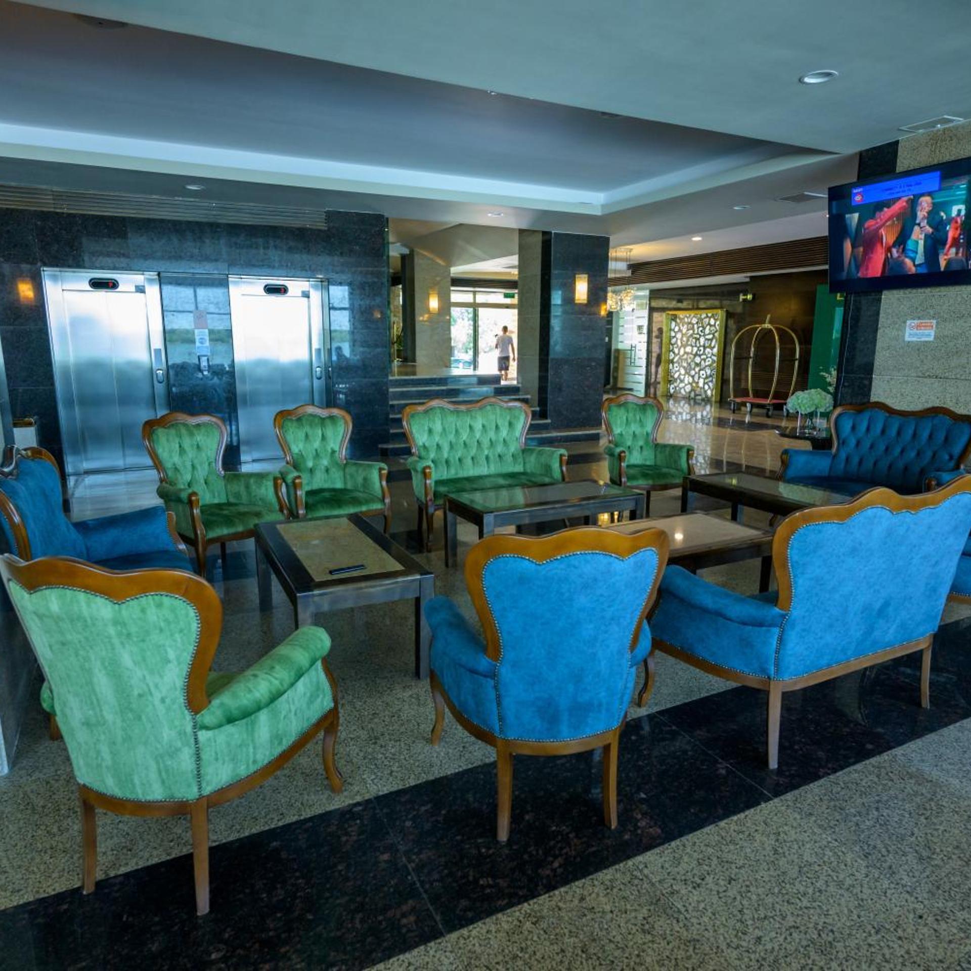 Esplanada Hotel 30/50