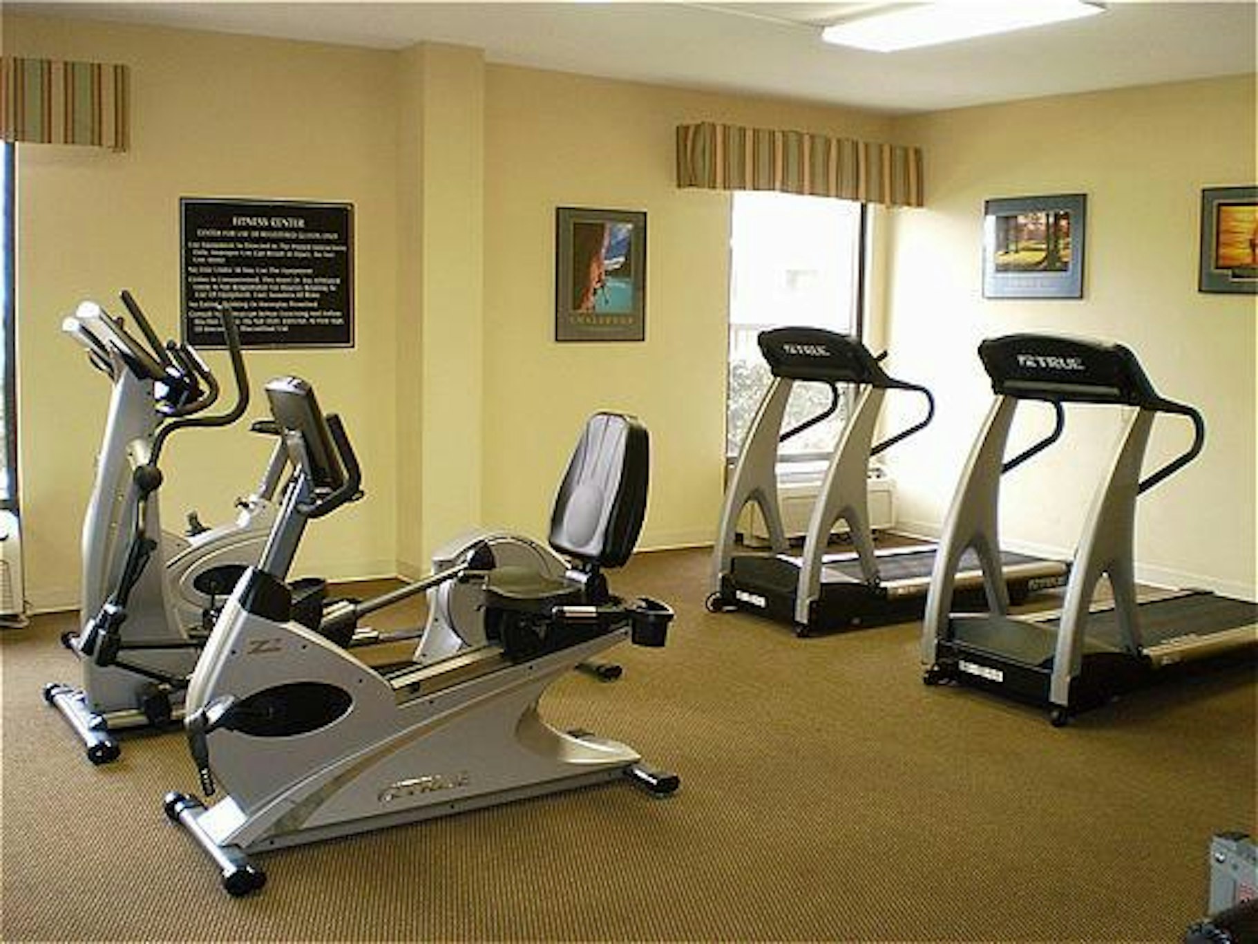 Holiday Inn Express Memphis Medical Center Midtown 40/61