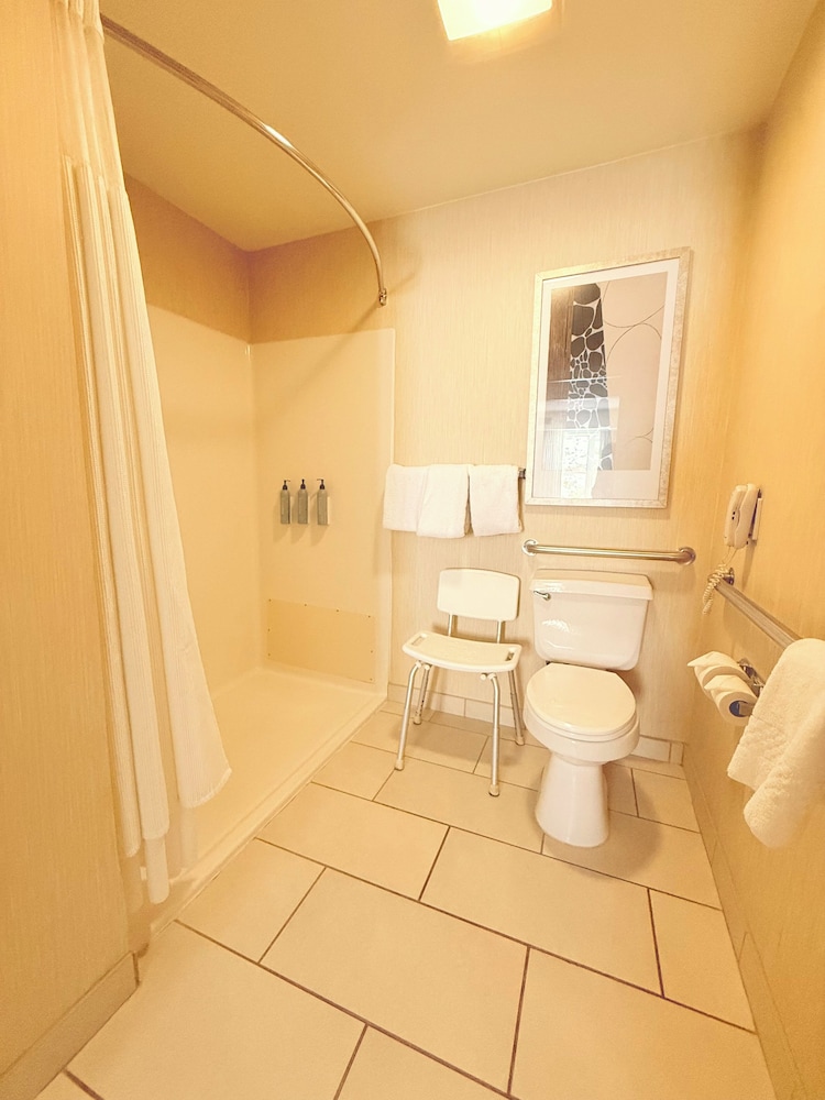 Residence Inn by Marriott Madison East 47/47