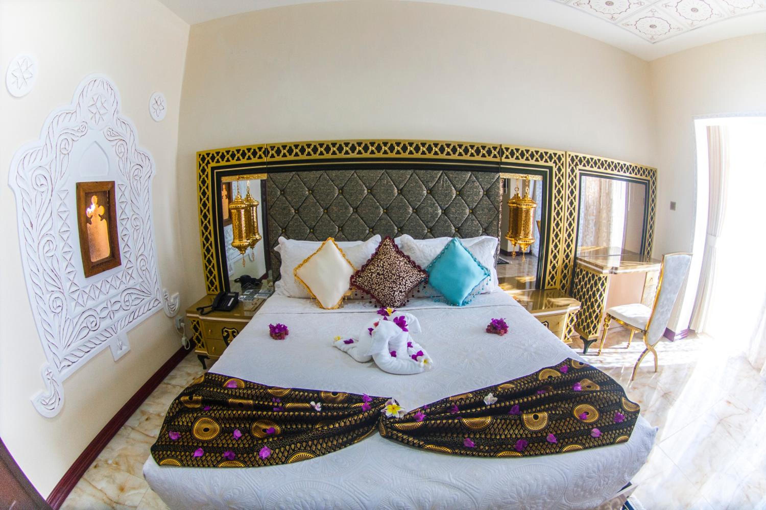 Sultan, Suite, Sea View