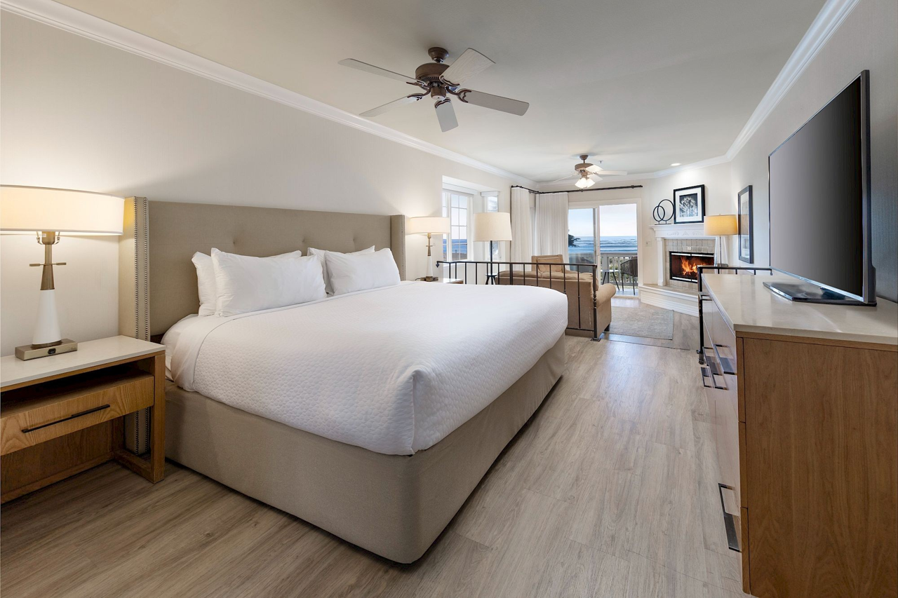 Pelican Inn & Suites 17/38