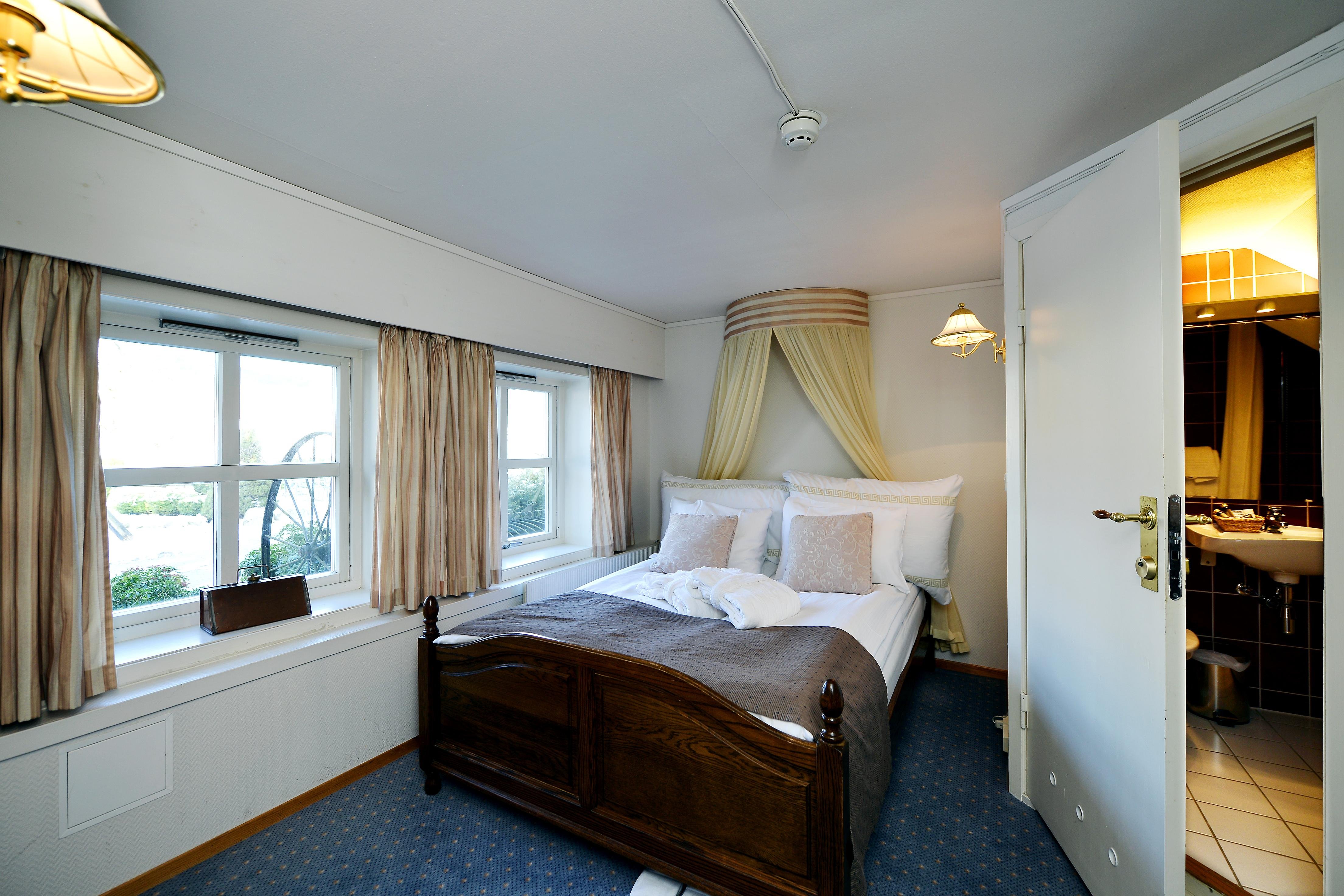 Kronen Gaard Hotell 4/20