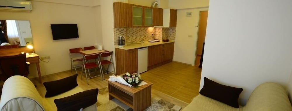 Dort Mevsim Suit Otel 25/47