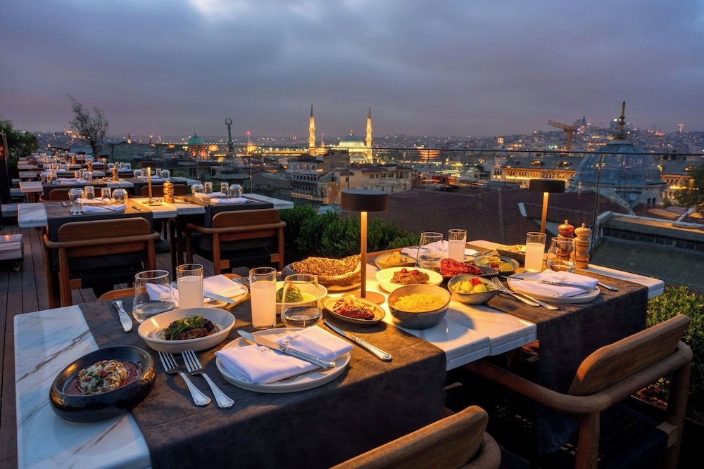 ORIENT OCCIDENT HOTEL ISTANBUL, AUTOGRAPH COLLECTION 38/50