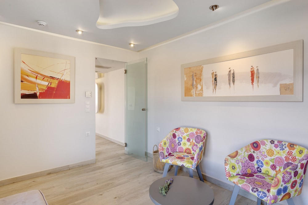 Kouros Art Hotel - Adults Only 7/72