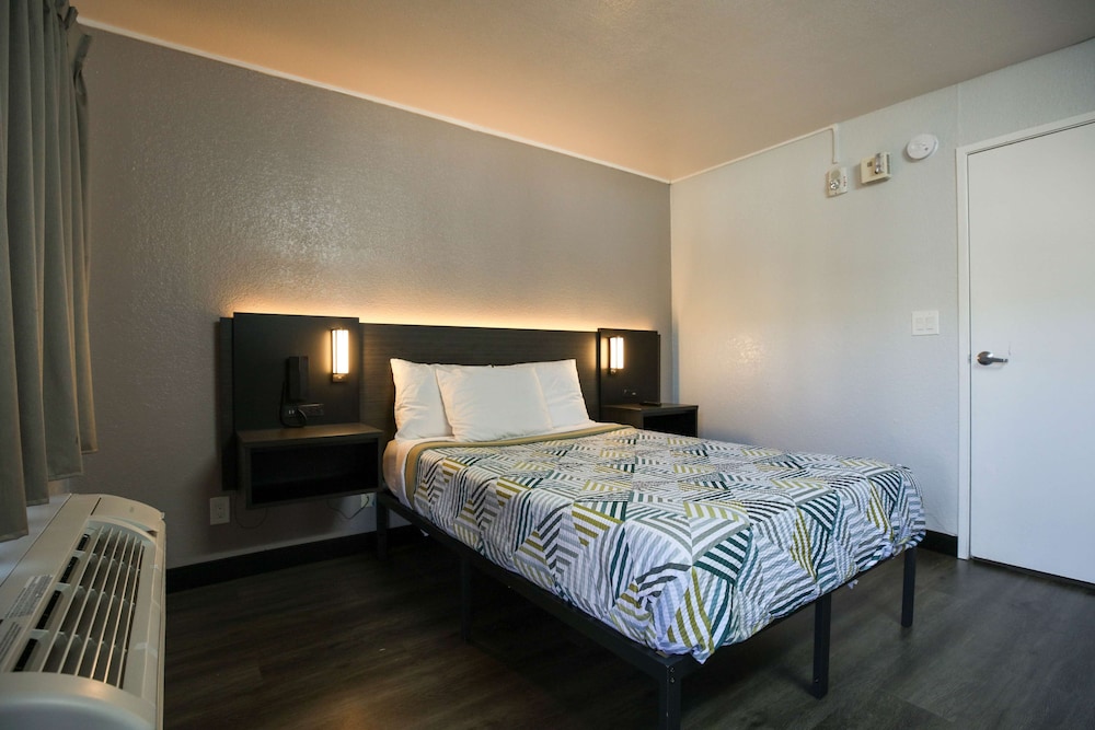 Motel6 Sacramento, CA - Old Sacramento North 29/57