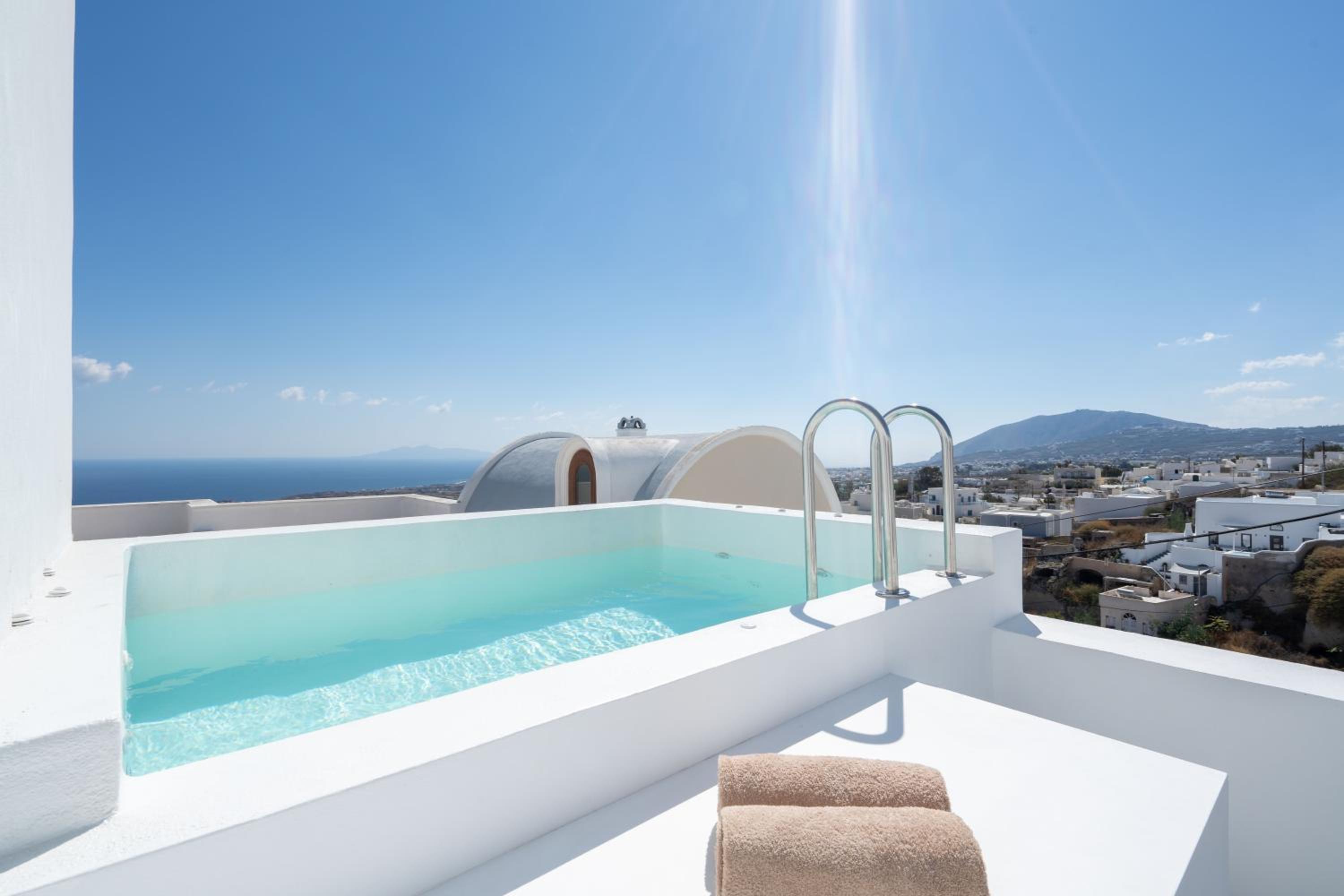 Cycladic Suites & Spa 12/14