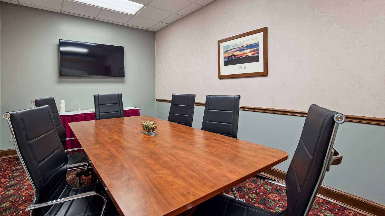Best Western Plus Portsmouth Hotel And Suites 13/19
