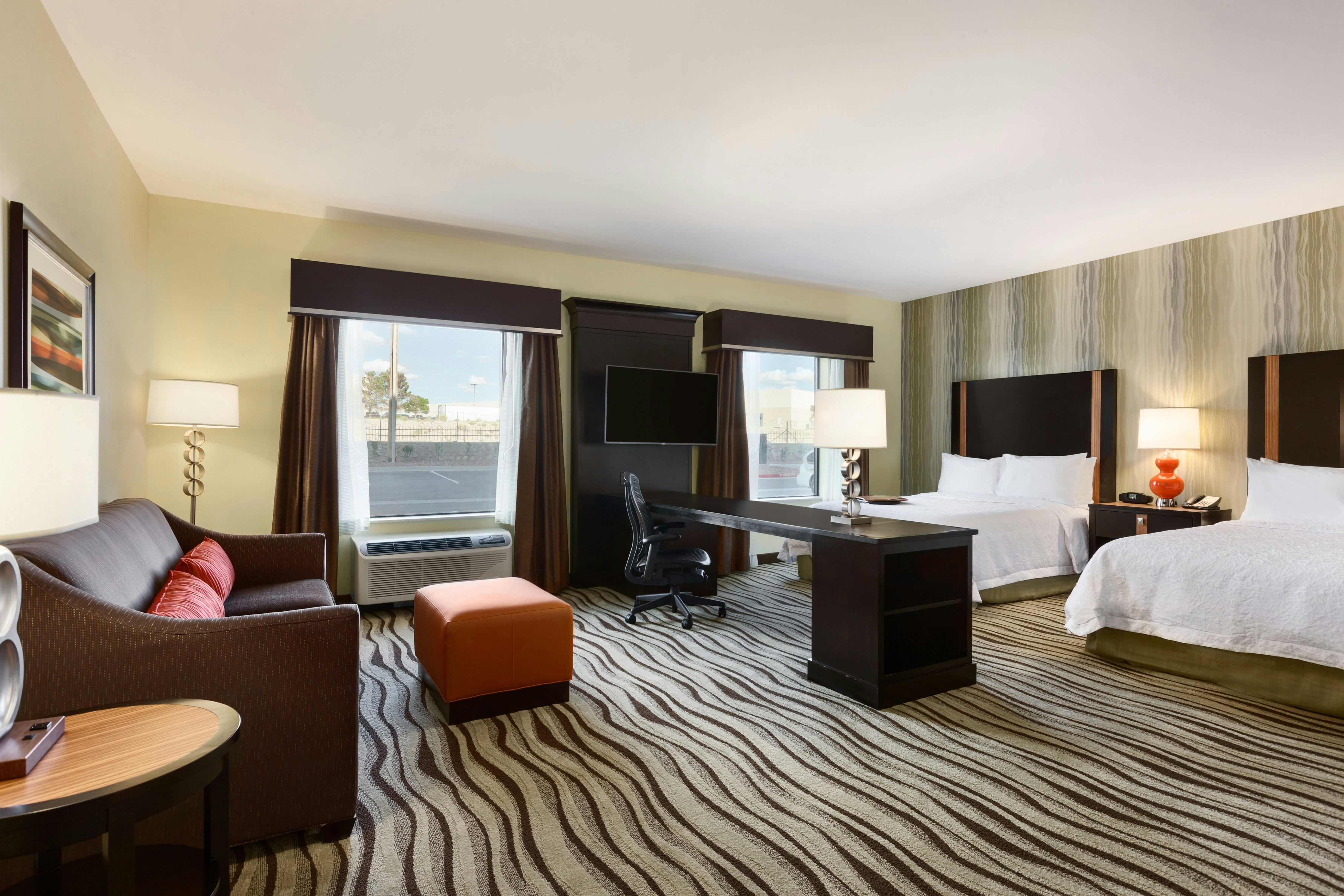 STUDIO, 2 QUEEN BEDS, ACCESSIBLE