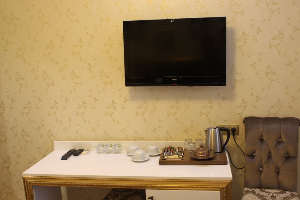Marmara Deluxe Hotel 62/72
