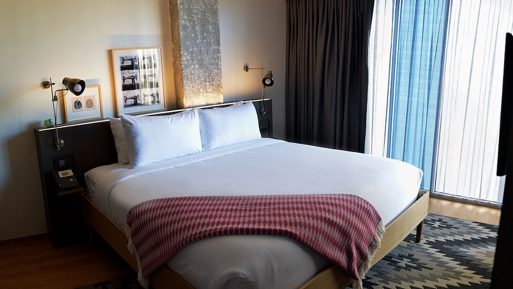 Hotel Indigo EL PASO DOWNTOWN 22/80
