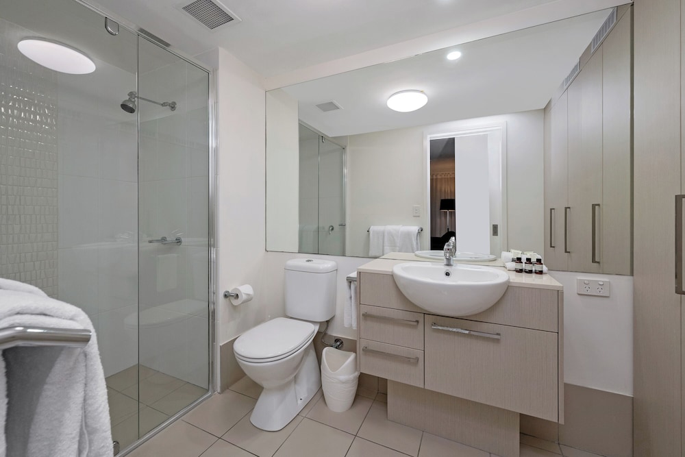 Central Kensington Apartments By Vivo 48/51
